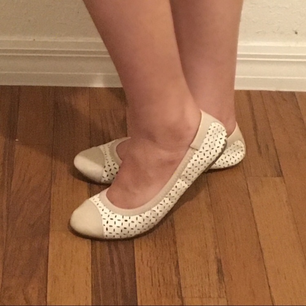 DexFlex Ballerina Flats